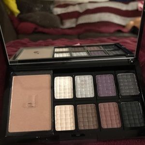 Doucce makeup eyeshadow palette